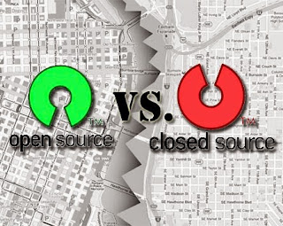 perbedaan open source dan closed source 