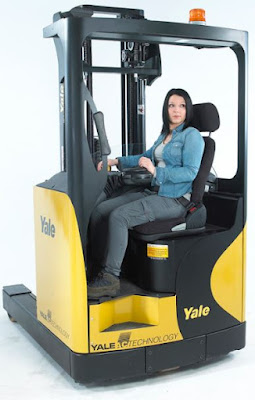 Yale Reach Truck ngồi lái MR10E