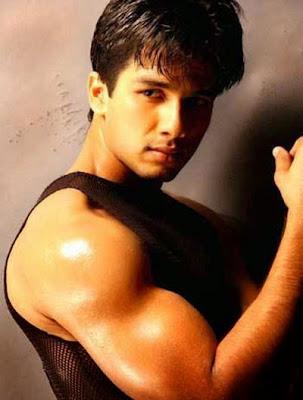 Shahid Kapoor Six Pack Body Workouts