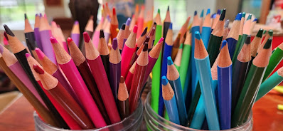 Image of containers of colored pencils