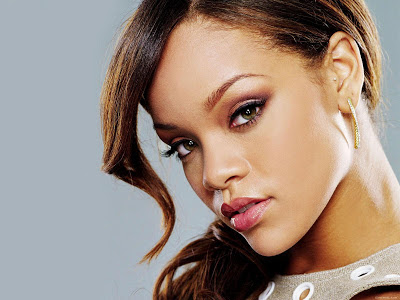 Rihanna Wallpaper 2012