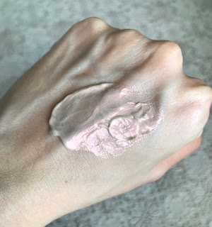 Texture of Klavuu Special Care Pearl Glow Mask