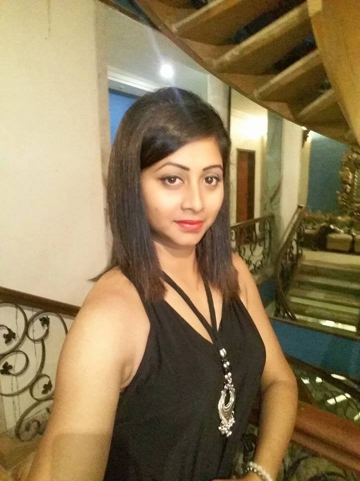 Bhojpuri Actress Glory Mohanta