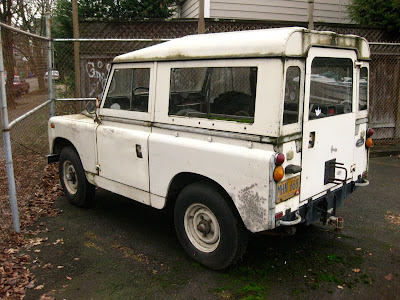Old Parked Cars 1971 Land Rover Series III