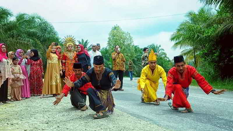 Tari Galombang - Tarian Khas Sumatera Barat