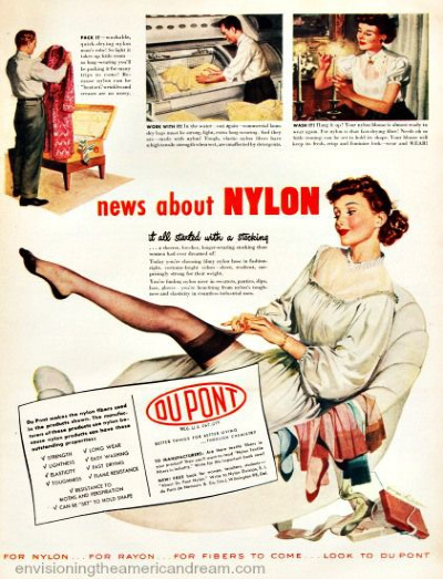 Living In Fifties Fashion: Nylons Were a Fifties Fashion Staple