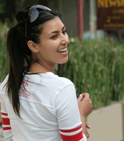 kim kardashian no makeup shoot. kim kardashian without makeup