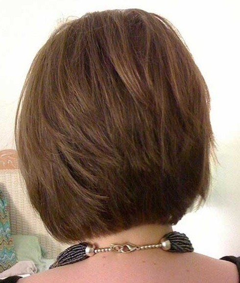 Short Stacked Hairstyle Enhances Your Personality 