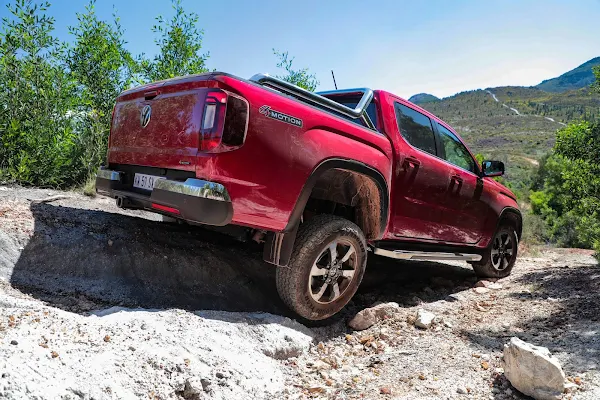 Nova Volkswagen Amarok 2023 Style V6 4Motion