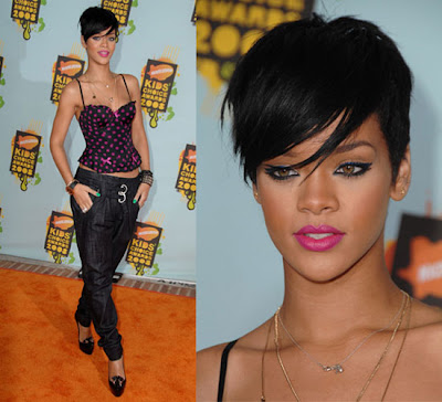 rihanna short hair. Rihanna hair:Rihanna short