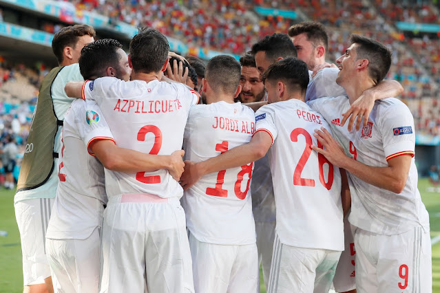 Spain players celebrate 5-0 win over Slovakia at EURO 2020