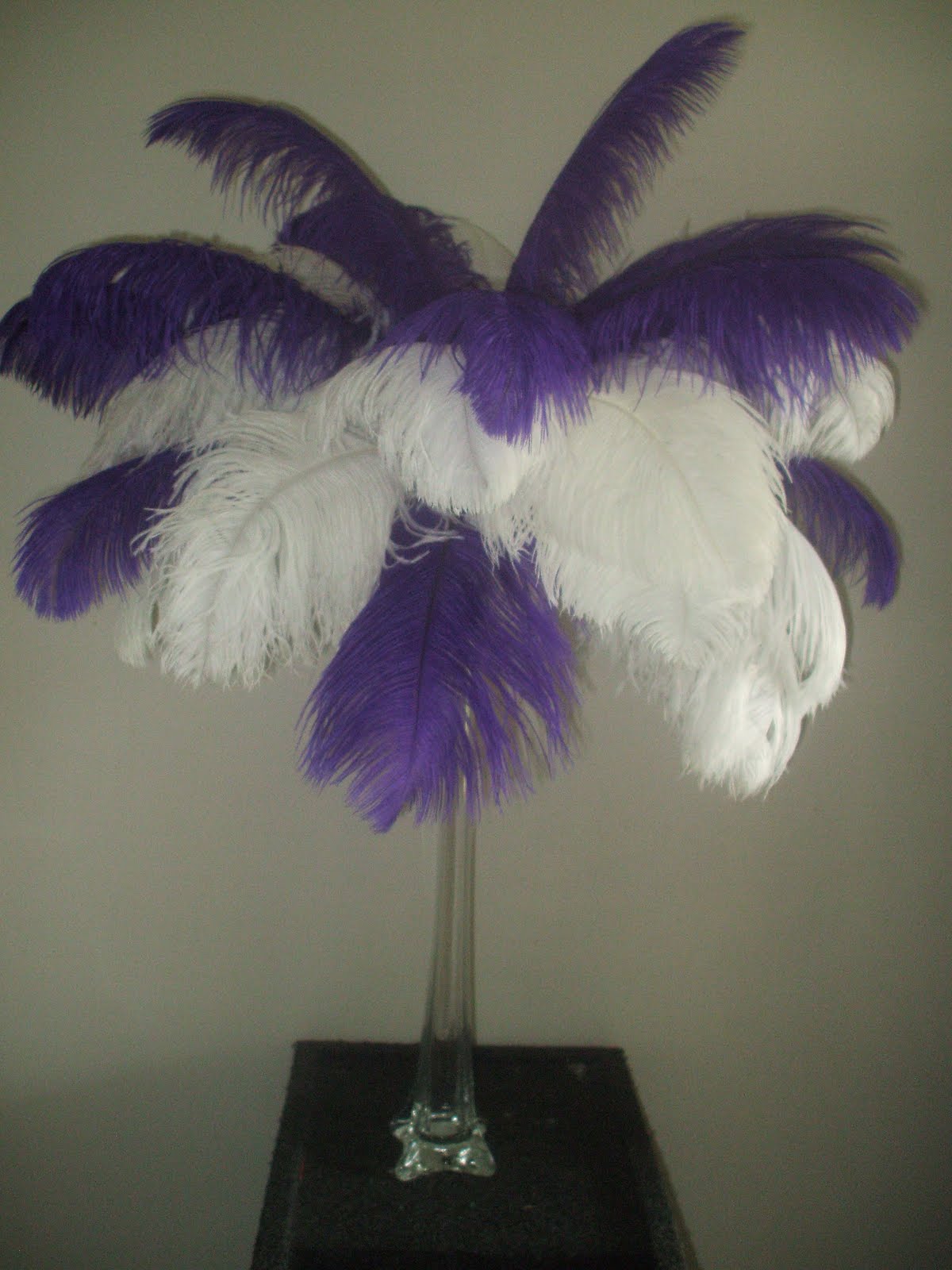 feather centerpieces for
