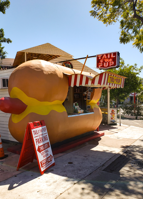 Tail O the Pup Hot Dog Stand LA