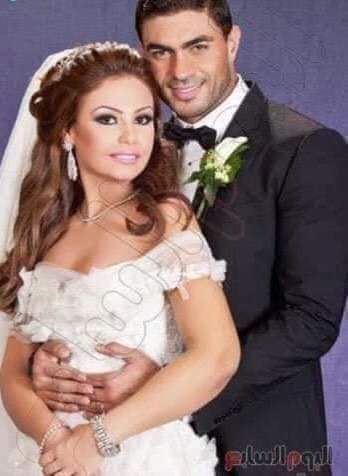 خالد سليم وزوجته يوم زفافهما