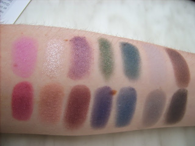 bh Cosmetics 28 Color Palette Smoky Eyes Edition 