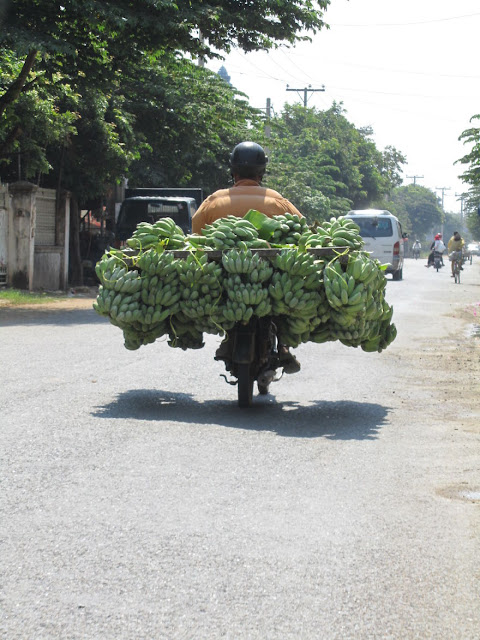 Alamak! Lihatlah 10 Potret Transportasi Ini yang Memuat lebih dari Kapasitas, Nyawa Jadi Taruhannya!