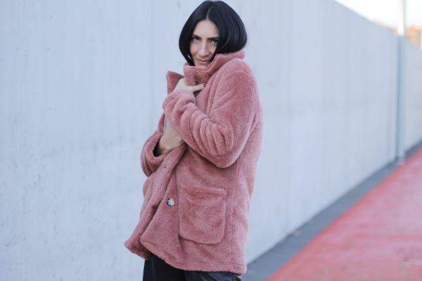 paola buonacara, themorasmoothie, storia del teddy coat, teddy coat rosa, teddy coat shein, sheingal, pink coat, pink, fashionblogger, influencer, influenceritaliana, verona, italianfashionblogger, look, outfit, outfit pink