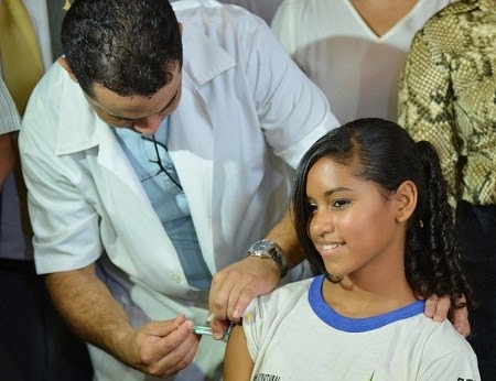 VACINA CONTRA O HPV EM MENINAS DE 9  A 11 ANOS, PODE SER MAIS UM MÉTODO PARA A REDUÇÃO POPULACIONAL