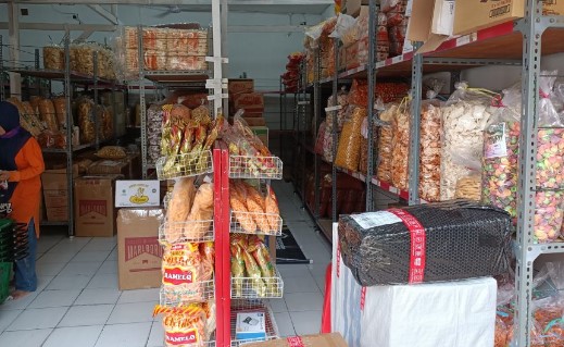 supplier snack kiloan - distributor snack repacking - grosir snack kiloan terdekat - peluang usaha snack