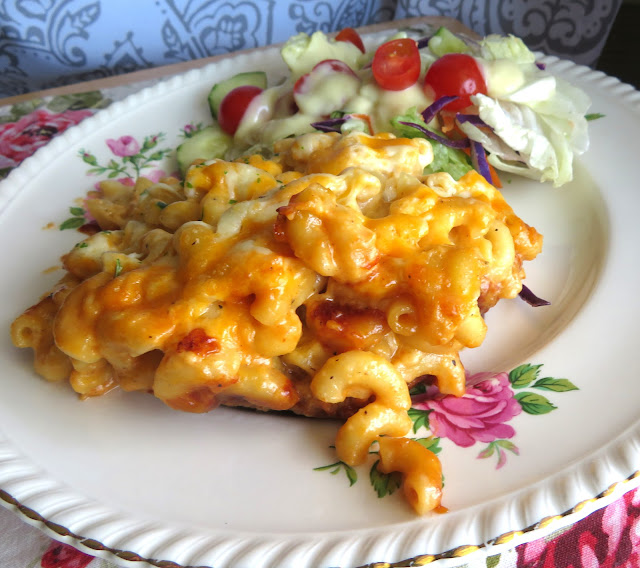 Macaroni and Cheese Meatloaf Casserole