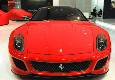 Hottest Cars Of  2011 | Super hot Car Review & Price Seen On  www.coolpicturegallery.us