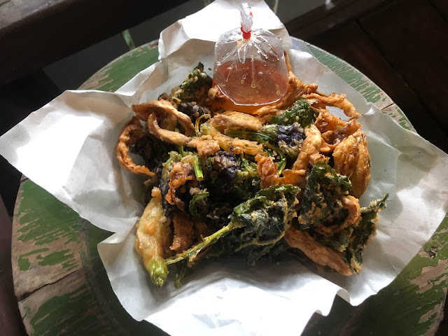 crispy fried vegetables with chili sauce, Ayutthaya, Thailand