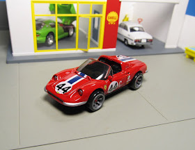 Hot Wheels Ferrari Racers Dino 246 GT