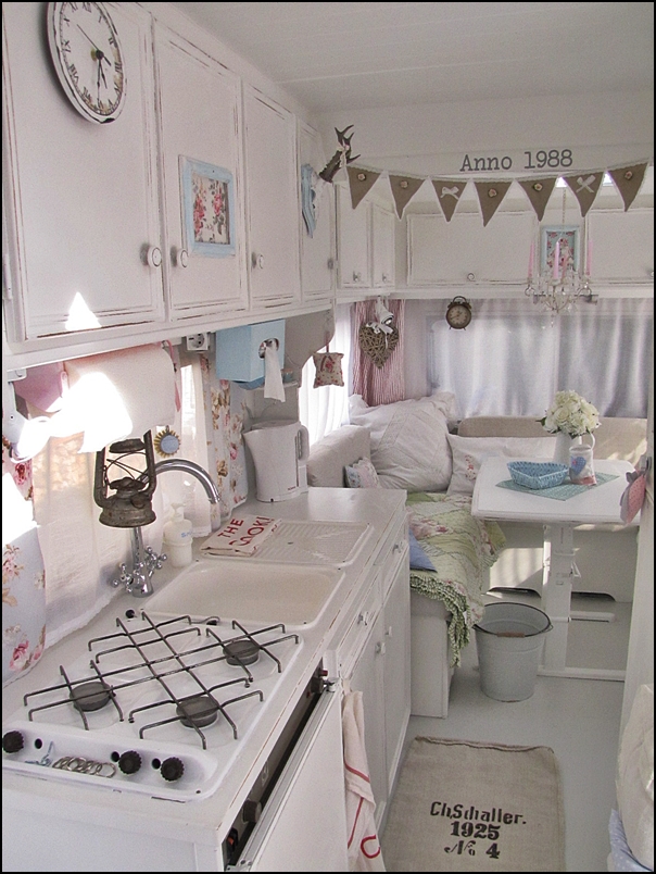 Shabby Chic Camper Makeover