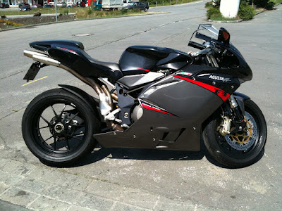 MV Agusta F4 1000R