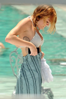 Miley Cyrus, Cheyne Thomas, Hotels, Miami Beach hotels, Luxury tour, travel luxury, Travel to Miami luxury hotel