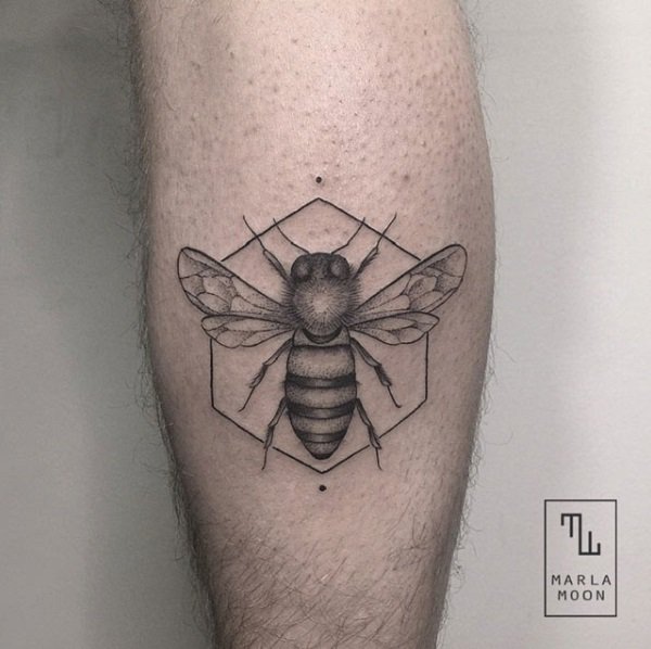 Tatuagem abelha