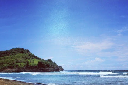 Pantai Molang, Salah Satu Destinasi Wisata yang Wajib Anda kunjungi saat berada di Tulungagung. 