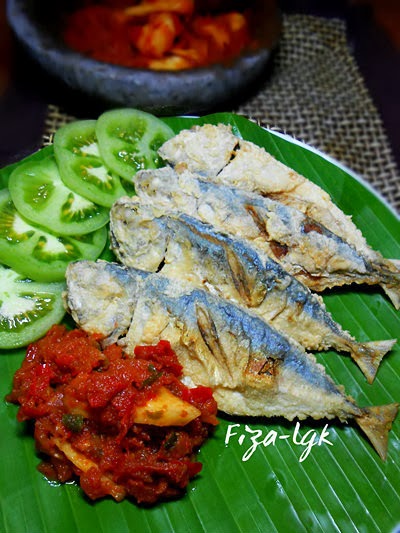 IKAN GORENG TEPUNG DAN SAMBAL NENAS  Fiza's Cooking