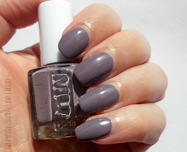 004-mua-moody-mink-nail-polish-review-swatch