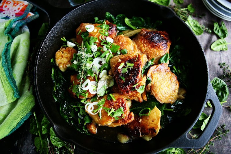 One-pan Chicken with Bay, Garlic and White Wine