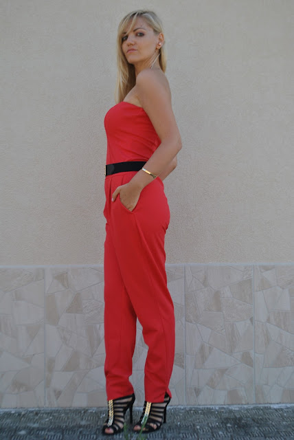 outfit rosso come abbinare il rosso abbinamenti rosso outfit 26 agosto 2015 outfit agosto outfit estivi outfit estivi donna outfit estivi eleganti donna mariafelicia magno fashion blogger colorblock by felym fashion blog italiani fashion blogger italiane blog di moda blogger italiane di moda ragazze bionde blogger bionde red outfit how to wear red red inspiration look of the day summer outfits blonde girls blonde hair 