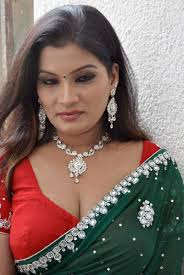 Bhabhi images with her full body picture 