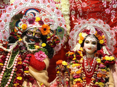 Iskcon Radha Krishna Wallpapers,Iskcon Radha Krishna Images,Iskcon Radha Krishna Pictures,Iskcon Krishna Wallpapers,Iskcon Krishna Images,Iskcon Krishna Pictures 