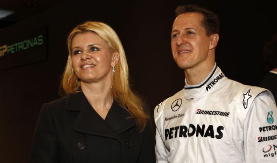 Corina Schumacher Esposa de Michael Schumacher. Las esposas y novias de los pilotos de Formula Uno F1. Las parejas de los pilotos de la Formula Uno F1. Ex novias de los pilotos de Formula Uno F1. Ex esposas de los pilotos de Formula Uno F1. Ex parejas de los pilotos de Formula Uno F1.