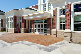 main entrance to new Franklin High School