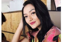Fakta Selebriti Terbaru : Sasaran Nikah Tahun 2018, Jadilah Perjaka Menyerupai Ini Kalau Ingin Jadi Suami Siti Badriah