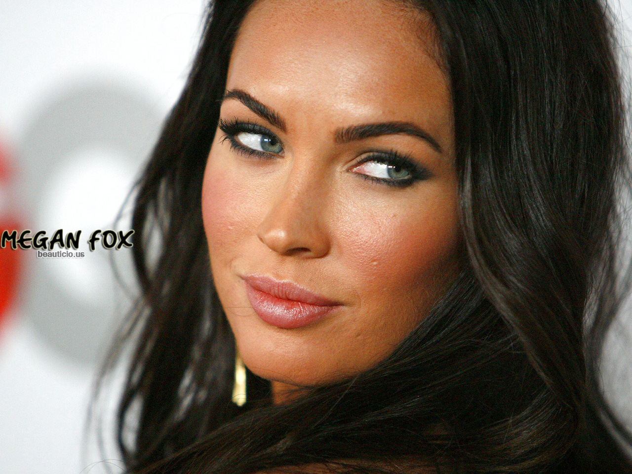 Megan Fox wallpaper