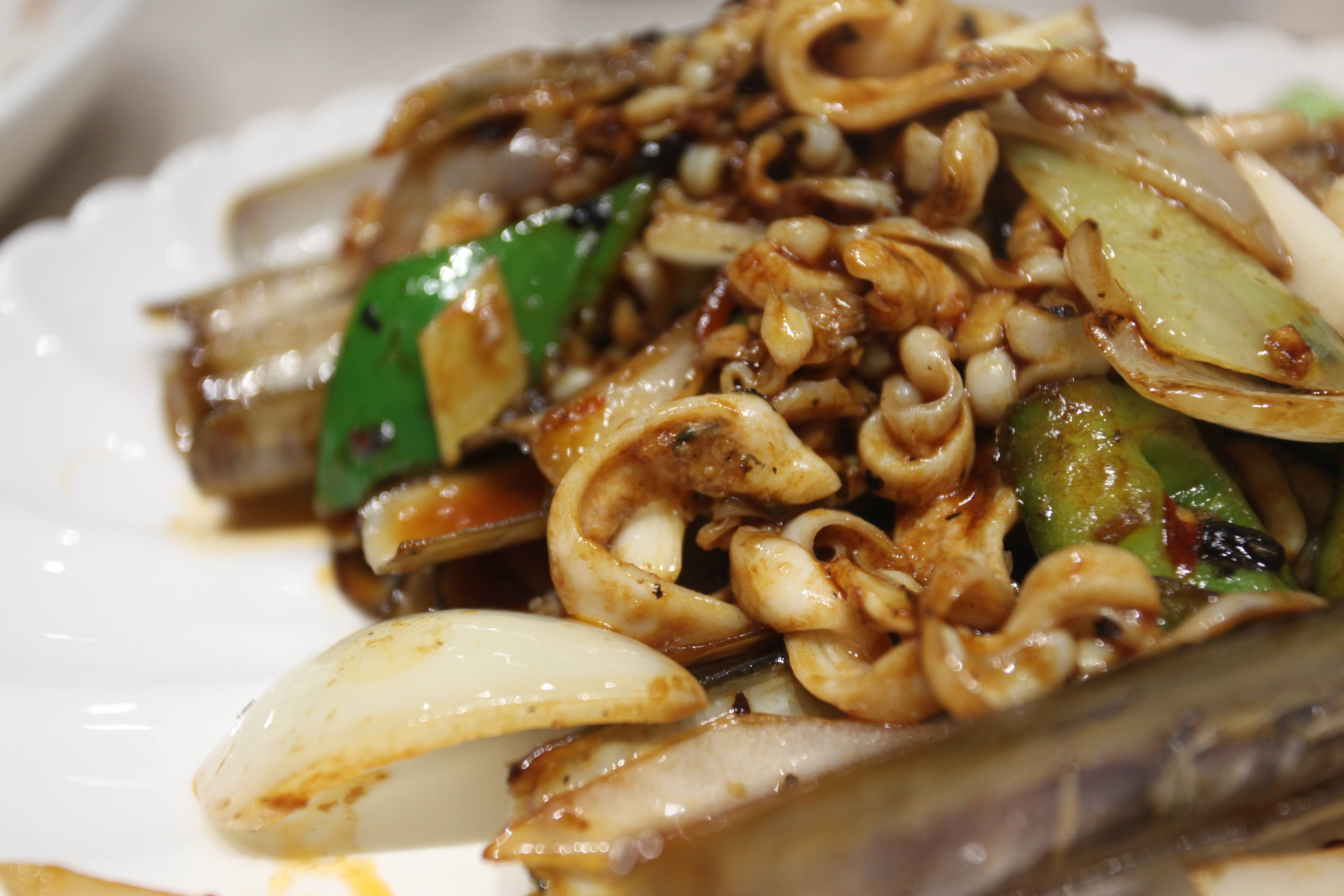 猛烈南瓜在飯桌 鼎天茶室 大家平安