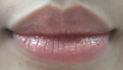 Swatch on Lips - Elizabeth Arden - High Shine Lip Gloss
