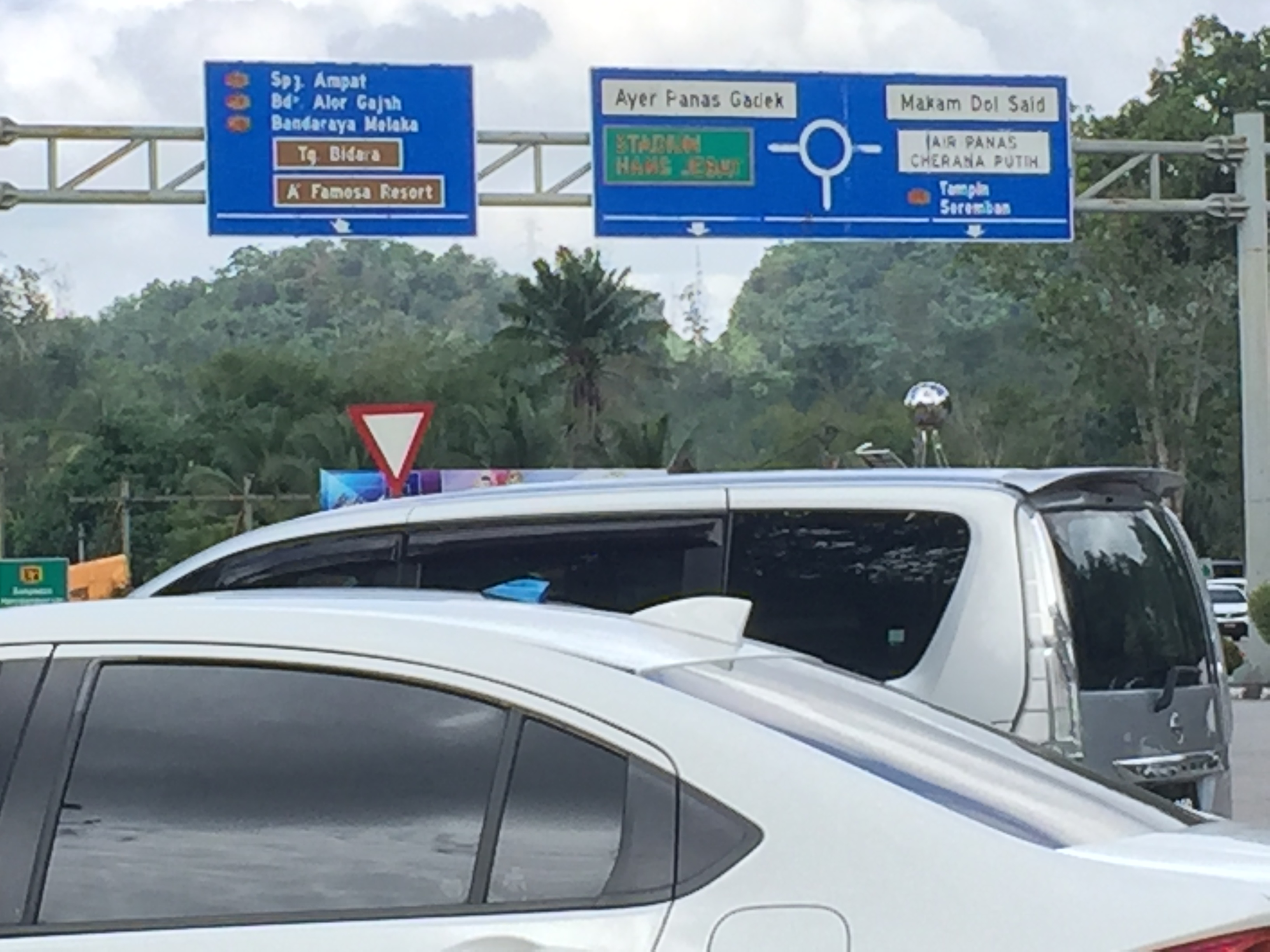 tempat viral melaka, jalan-jalan cari makan melaka, melaka tempat menarik, tempat kena singgah