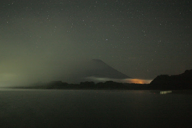 精進湖 霧