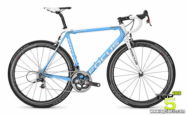 FOCUS IZALCO MAX TEAM AG2R, el peso y rigidez van de la mano en este modelo