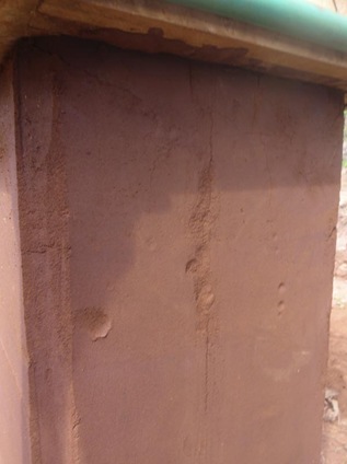 Cracks showing up on the first lift beacuse of the soil being to damp