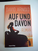 https://bienesbuecher.blogspot.de/2015/11/rezension-auf-und-davon.html