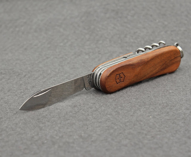 Klassisk Victorinox-spearpoint